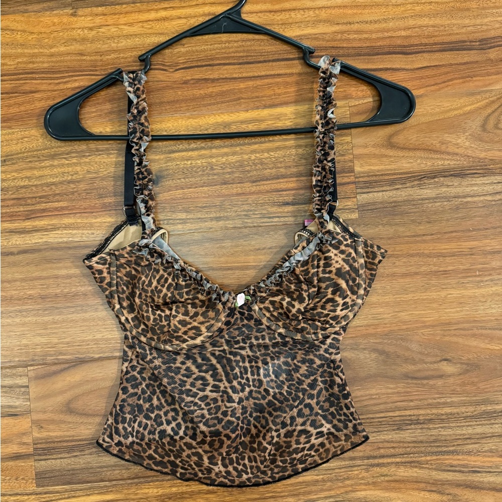 Brand new cheetah print edikted tank top